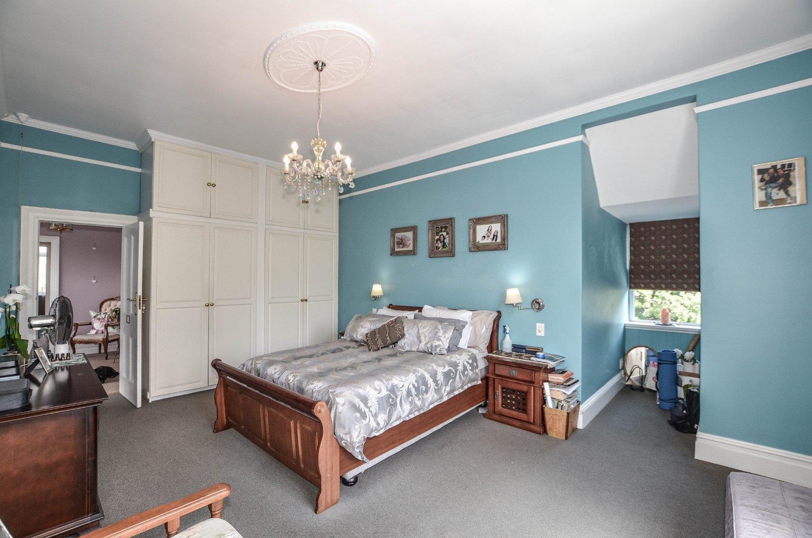 6 Bedroom Property for Sale in Milnerton Western Cape